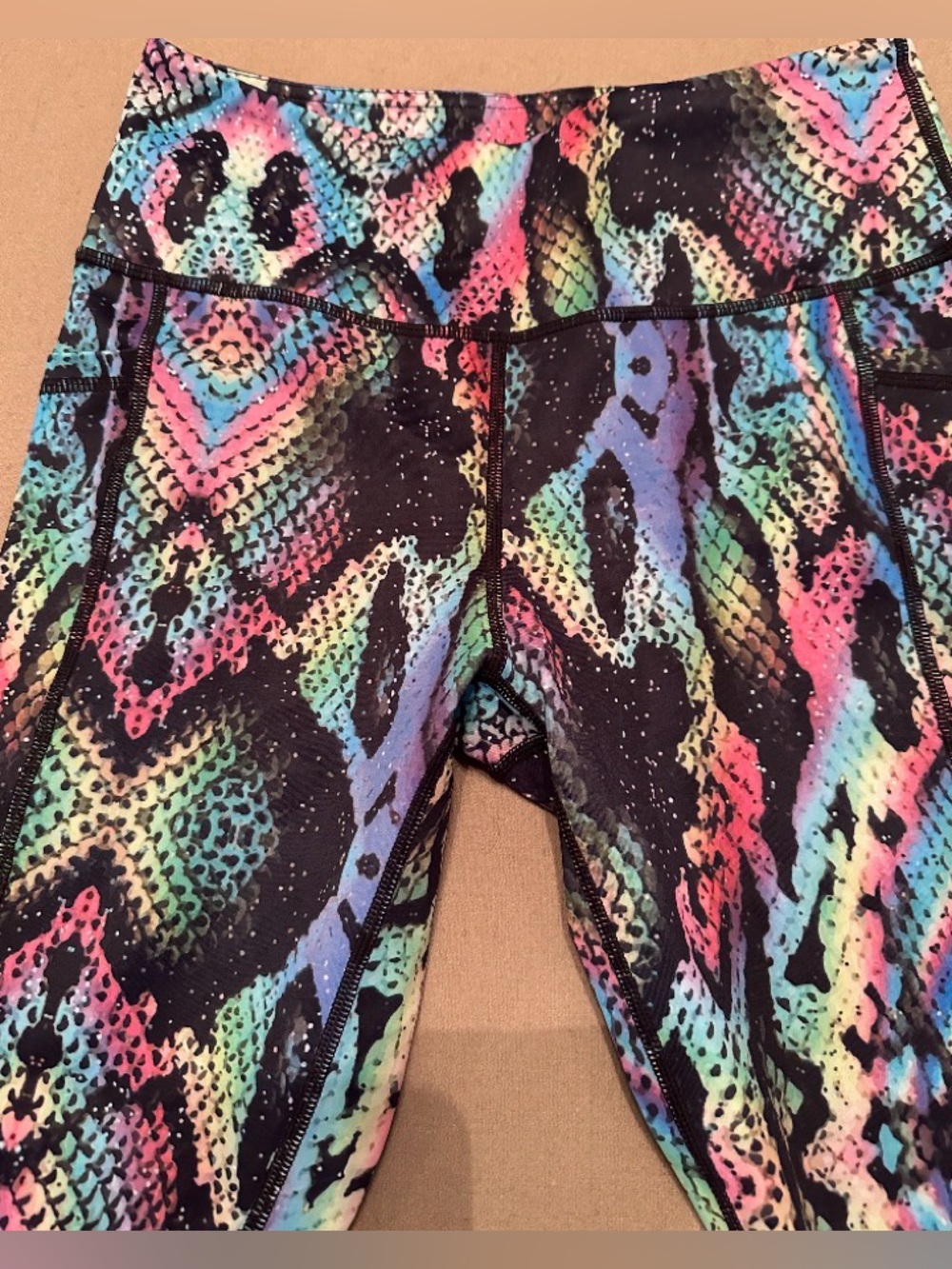 CVG Women’s Neon Snake Print Capri Leggings - Multicolor - Picture 2 of 4